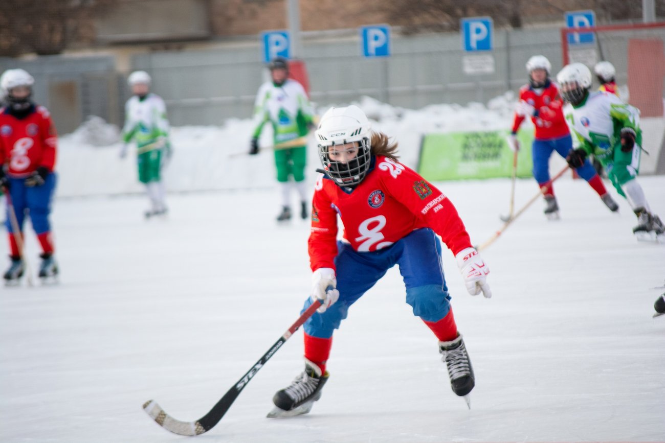 Хоккей с мячом. Первенство России (девушки 16-17 лет). Фото ХК «Енисей»