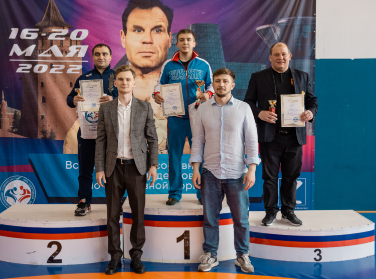 Победители Всероссийского турнира среди студентов по спортивной борьбе получили звания мастеров спорта