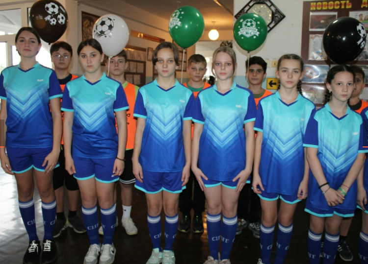 Футбол в школе - Пименов и Гасилин в Краснодарском крае - фото2