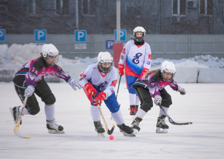 Хоккей с мячом - Красноярск девушки 16-17 лет - фото14