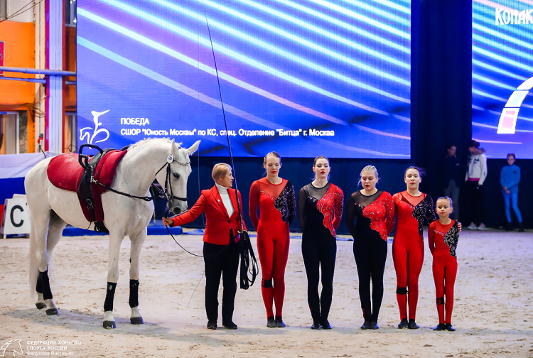 Конный спорт - вольтижировка - Конаковские конюшни 2023 - фото1