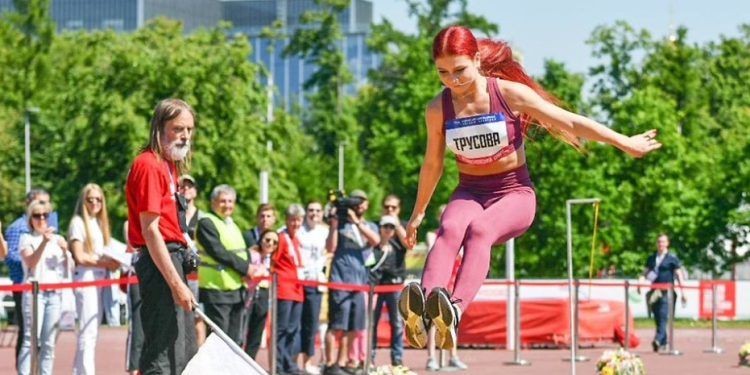 Легкая атлетика - Неделя в Лужниках - Трусова дебютировала в прыжках в длину - фото1