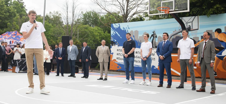 Уличный баскетбол - открытие Центра уличного баскетбола в Ставрополе - фото1